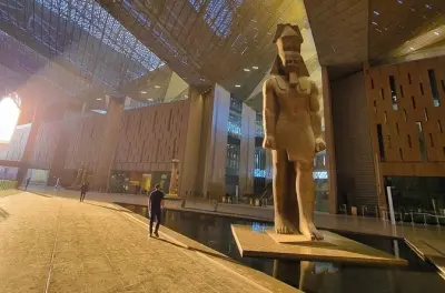 Tour privado ao Cairo saindo de Sharm El Sheikh de avião