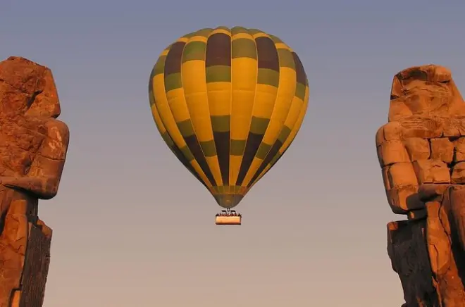 Mongolfiera e templi di Luxor da Hurghada: Tour privato