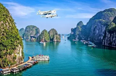 Croisière de luxe et vol en hydravion à Ha Long Bay, Grotte Surprise