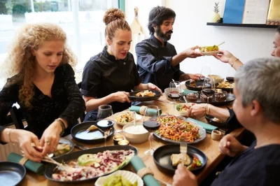 Découvrez mendoza en cuisinant 7 recettes argentines authentiques, dégustez du vin malbec local à volonté et partagez un moment convivial avec votre hôte. tout est inclus, nourriture et boissons.