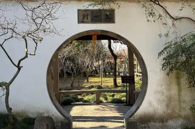 Privattour Suzhou: Gärten und Xiyuan-Tempel