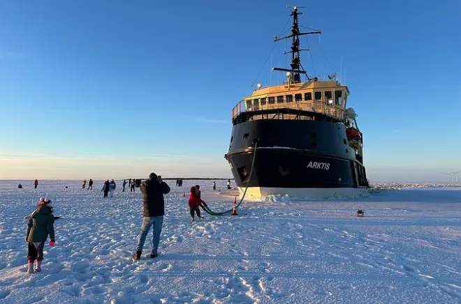 Icebreaker Arktis ab Kemi: Eisschwimmen in der Bottensee