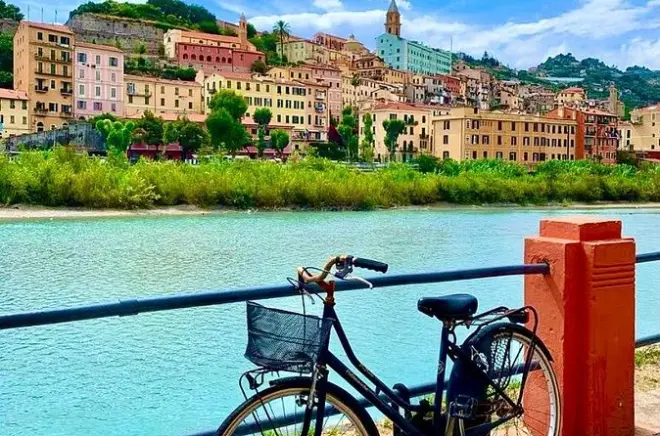 Tour eBike vallée de la Nervia et Dolceacqua depuis Ventimiglia