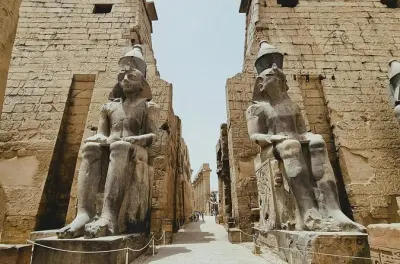 Full-day Luxor tour from Hurghada: Valley of the Kings and Karnak