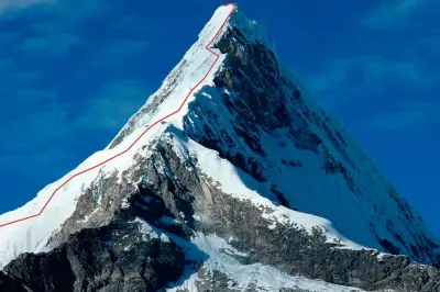 5-day Nevado Artesonraju climb from Huaraz: Paramount Peak