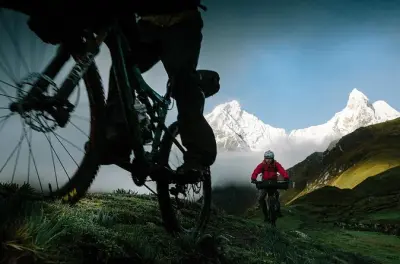 Cordillera Huayhuash 15-day mountain bike extreme circuit
