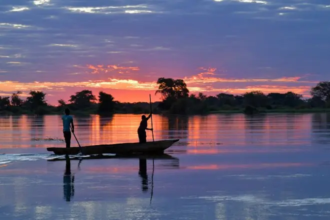 Pesca en el Zambezi: Tiger fish y bagre en Mubala