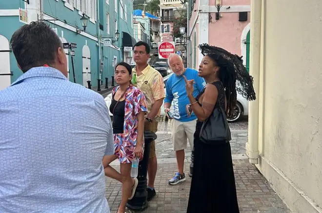 Passeio noturno pelos locais assombrados de Charlotte Amalie