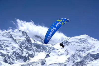 Feel the wind above chamonix with a tandem paragliding flight, soaring close to mont blanc. includes certified instructor, helmet, insurance & easy meeting point.