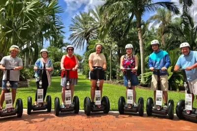 Entdecke saint petersburg auf einer entspannten eco segway tour entlang der tampa bay mit palmen, delfinen und einem spaziergang durch die grünen sunken gardens. eintritt inklusive.