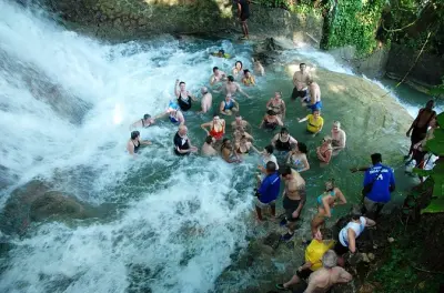 Bob Marley Nine Mile e cachoeiras Dunn's River Falls