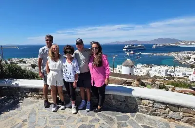 Mykonos visite privée de l’île : Plages cachées et Ano Mera