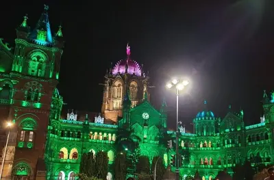 Mumbai à noite: Gateway of India e chowpatty