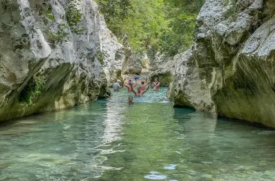 Quellen des Acheron und Nekromanteion: Schwimmen und Wandern
