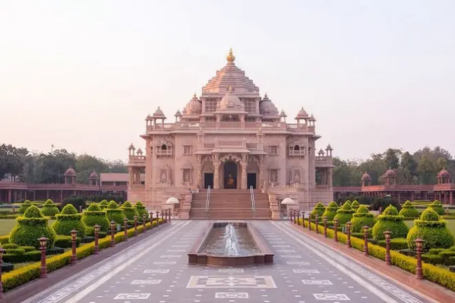 Private Fahrt mit Guide von Ahmedabad nach Gandhinagar erleben