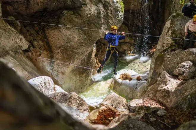 Klettersteig Hvadnik-Schlucht ab Bled durch beeindruckenden Canyon