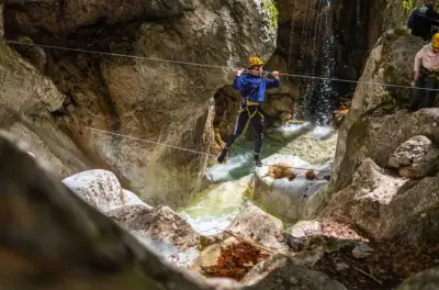 Klettersteig Hvadnik-Schlucht ab Bled durch beeindruckenden Canyon