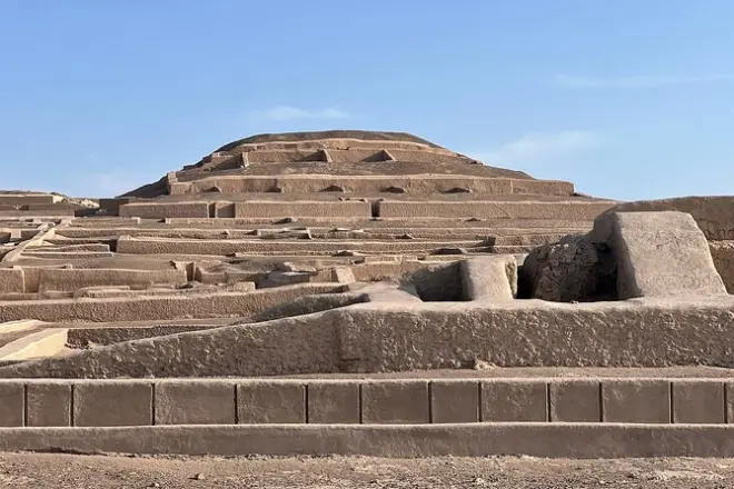 Cahuachi-Pyramiden & Textilwerkstatt in Nazca: 2,5 Stunden