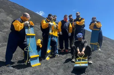 Aventure en petit groupe à Cerro Negro avec guide local expert