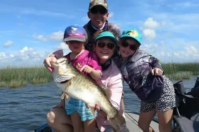 Private Bass-Angeltour auf dem Lake Okeechobee ab Fort Myers