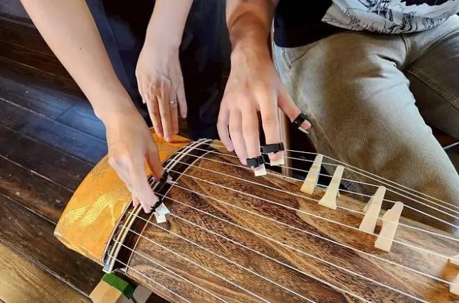 Learn Koto in Odawara: Japanese stringed instrument class