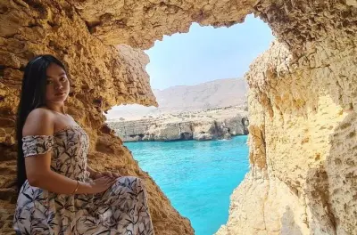 Wadi Shab a partir de Muscat: Caminhada, nado e cachoeira em caverna