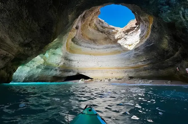 Kayak alle grotte di Benagil: Sei grotte nascoste in piccoli gruppi