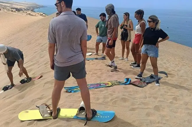 Sandboard nas dunas de Tamri perto de Agadir: Meio dia com guia