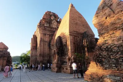 Tour di mezza giornata a Nha Trang con pranzo a base di phở