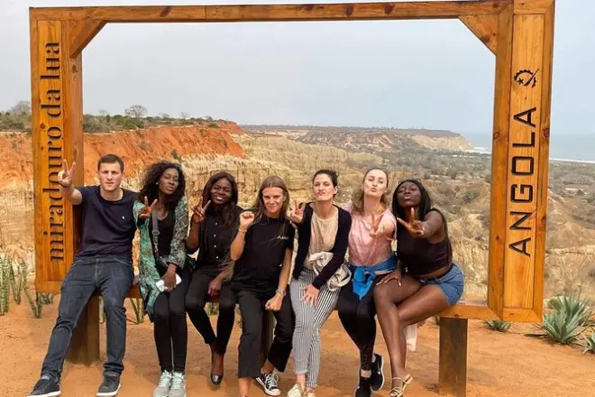 Luanda Ganztagestour: Strände, Felsformationen & Baobab-Bäume