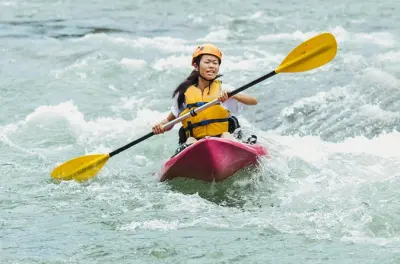 Kajakfahren auf dem Mopan-Fluss ab San Ignacio: Fluss mit Maya-Name