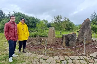 Tagesausflug ab Addis Abeba zu Tiya UNESCO-Stätte und Melka Kunture