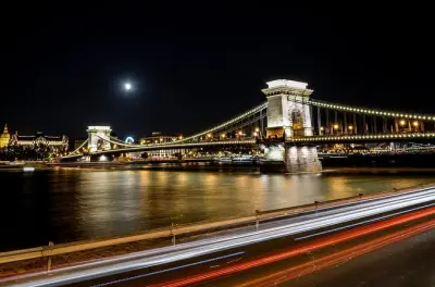 Transfert privé Budapest Vienne : Chauffeur anglophone