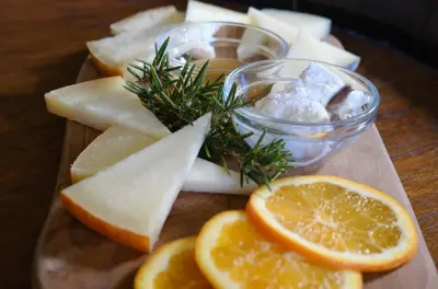 Degustazione a San Gimignano di Vernaccia, olio e formaggi bio