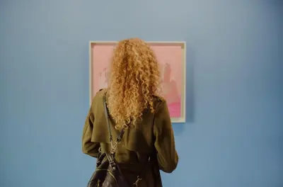 Cluj-Napoca Kunstgalerien Tour: Kleine Gruppe ArtCrawl
