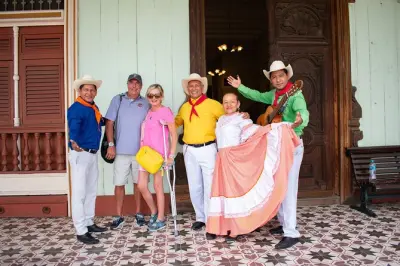 Guayaquil cooking class with cacao museum and historical tour