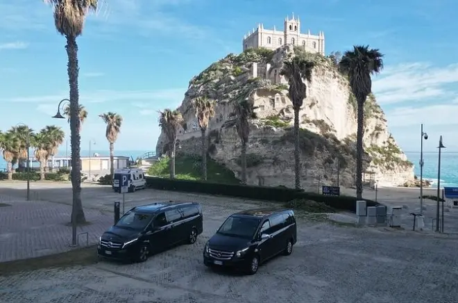 Traslado de Tropea a Lamezia con conductor que habla inglés