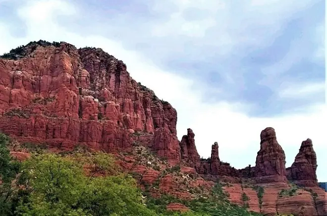 Tour privato in Jeep a Sedona: Cathedral Rock e Chapel