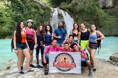 Nage avec requins-baleines et canyoneering aux chutes Kawasan à Cebu