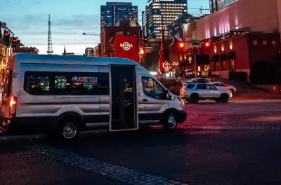 Flughafentransfer Nashville: Hotels & BnBs in der Innenstadt