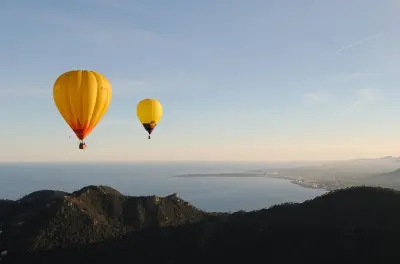 Paseo privado en globo aerostático en Mallorca: Champán y vistas