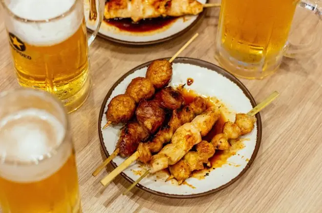 Comida callejera en Kichijoji, Tokio con degustaciones privadas