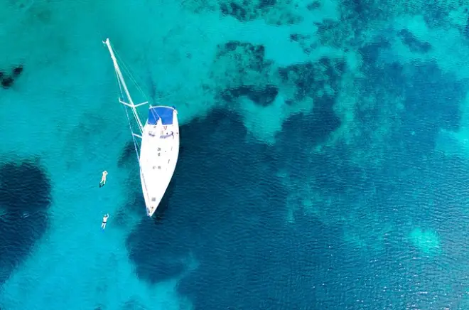 Snorkeling a Naxos, Iraklia e Schinoussa: Immersione nel relitto della Seconda Guerra Mondiale