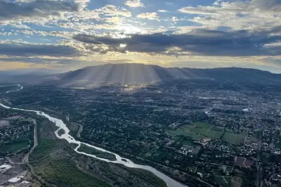 Vuelo privado en globo al amanecer sobre Albuquerque