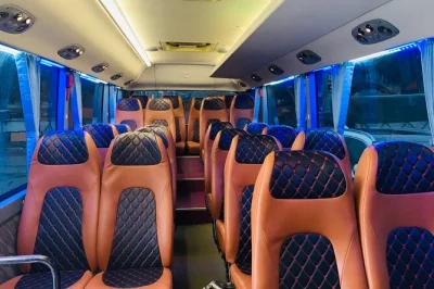 Hanoi flughafen transfer ins old quarter mit privatem fahrer. zuverlässig, englischsprachig, einfache abholung und lokale tipps. stressfrei starten!