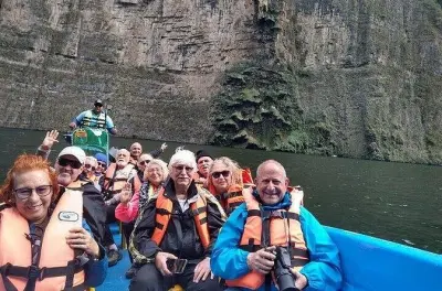 Canyon de Sumidero en bateau et villages indigènes
