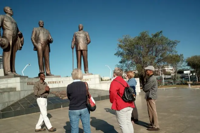 Gaborone City Tour: Half-Day Local Guide & Stories
