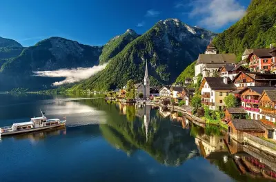 De Cesky Krumlov à Hallstatt avec 2 arrêts privés inclus