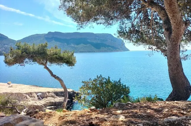 Cassis Day Trip: Calanques Boat Ride & Cap Canaille