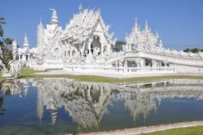 Wander chiang rai’s white & blue temples, sip tea at choui fong plantation, and stand at the golden triangle. includes lunch, transport, and local guide.